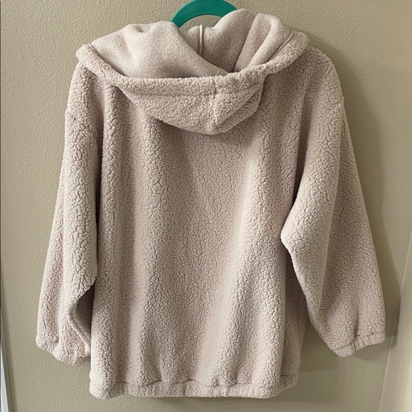 Aerie Cream Sherpa Jacket - Picture 4 of 5